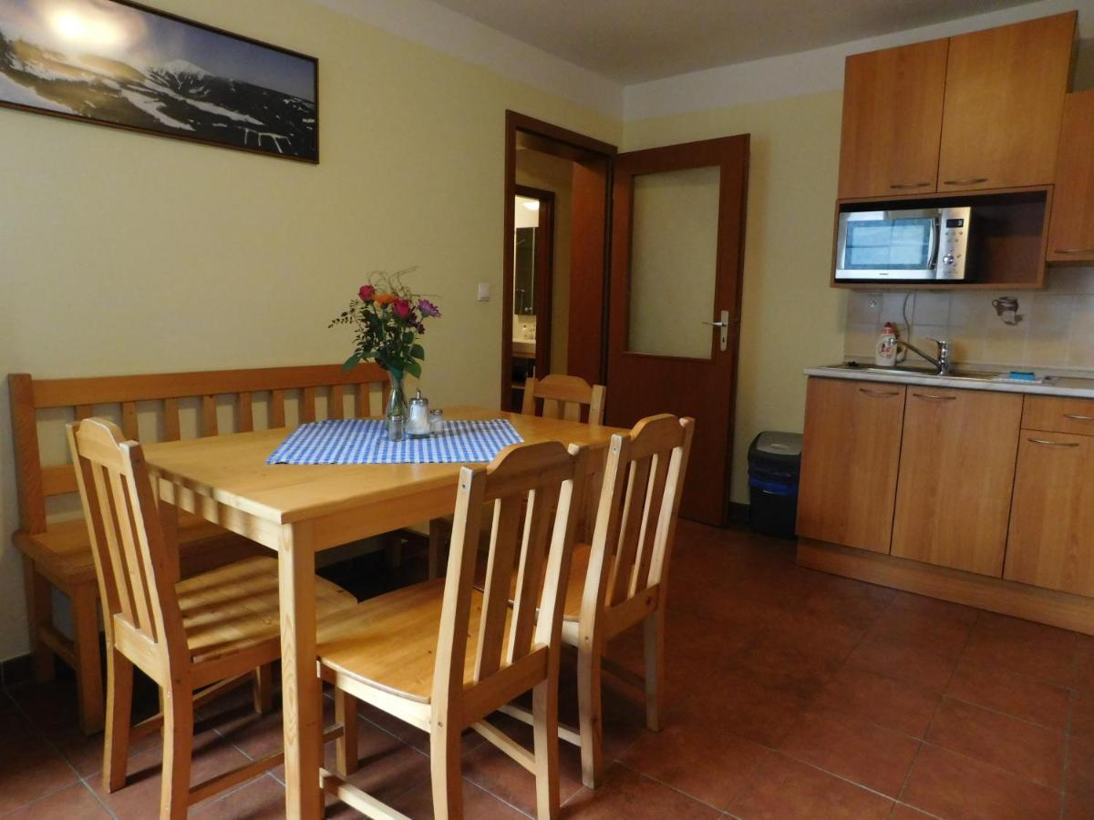 Vila Eden Apartment Pec pod Snezkou Luaran gambar