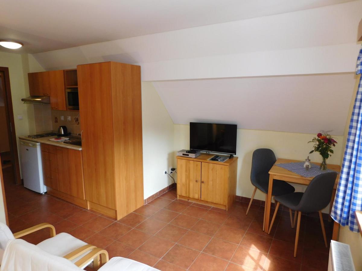 Vila Eden Apartment Pec pod Snezkou Luaran gambar