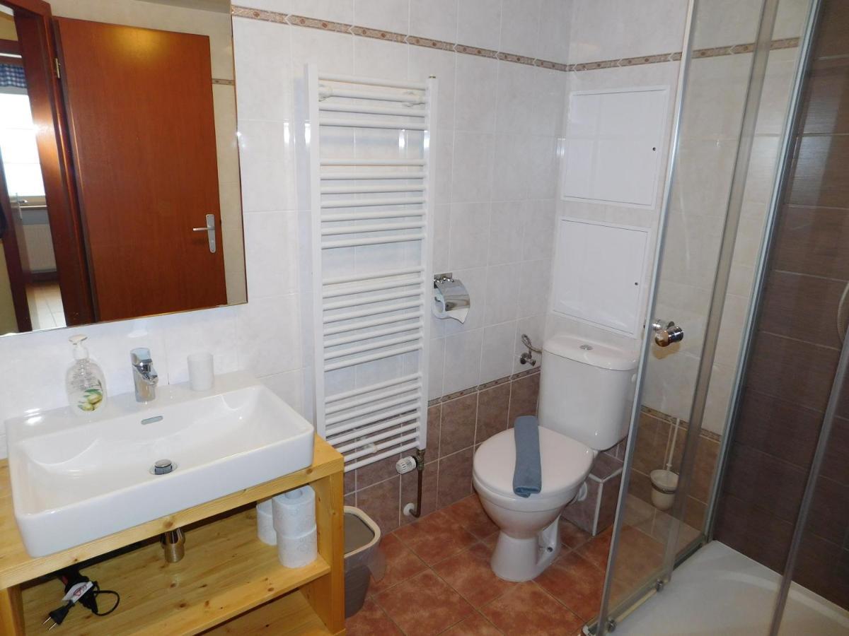 Vila Eden Apartment Pec pod Snezkou Luaran gambar